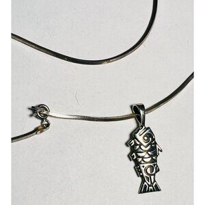 Vtg Kabana Fish Pendant Unisex Necklace USA Artisan Silver Jewelry Snake Chain